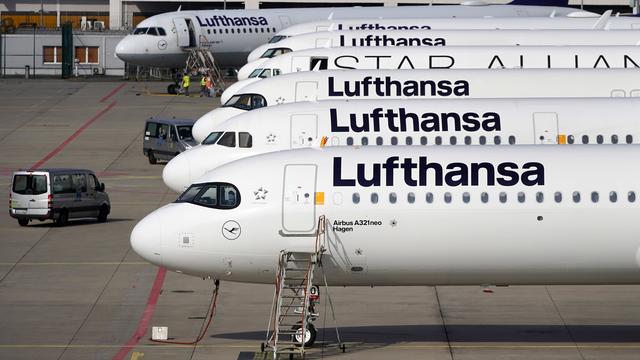 Dea avions de la compagnie Lufthansa à Francfort-sur-le-Main. [EPA/Keystone - Ronald Wittek]