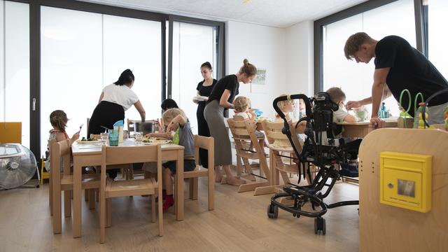 Des enfants dans une crèche. [KEYSTONE - Gaetan Bally]