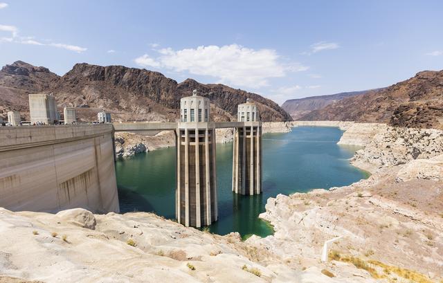 Le lac Mead au plus bas, à la frontière entre Arizona et Nevada. [EPA/Keystone - Justin Lane]