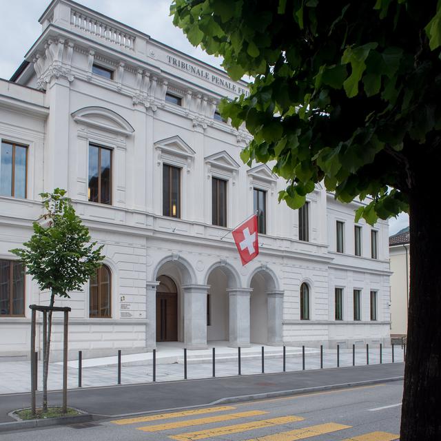 Une vue du Tribunal pénal fédéral à Bellinzone (TI). [Keystone - Pablo Gianinazzi]