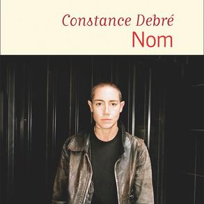 "NOM", nouveau roman de Constance Debré sur l’héritage familial [Flammarion - DR]