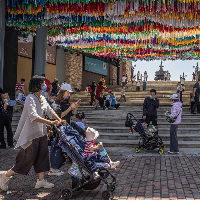 Malgré la fin de la politique de l'enfant unique, la Chine s'attend à une décroissance démographique dans les prochaines années. [Keystone - Romain Pilipey]