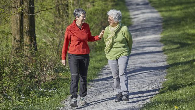 Les premières femmes à travailler une année complète supplémentaire avant la retraite seront celles nées en 1964. [Keystone - Christof Schuerpf]