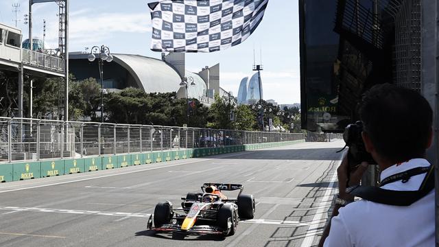 Verstappen a remporté à Bakou son 5e GP de la saison. [Hamad Mohammed, Pool Via AP]