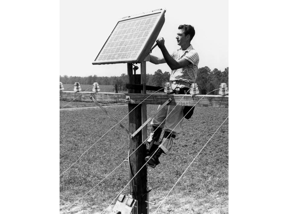 Panneau solaire développé par les laboratoires Bell (1954). [DR]