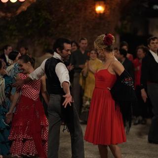 Virginie Efira et Romain Duris dans le film "En attendant Bojangles" de Régis Roinsard. [Curiosa Films]