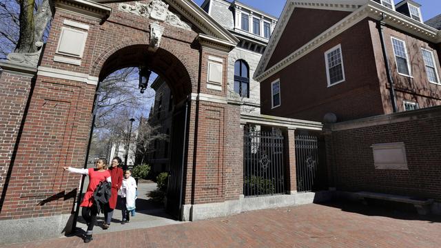 L'une des entrées de l'Université d'Harvard. [Keystone - AP/Steven Senne]