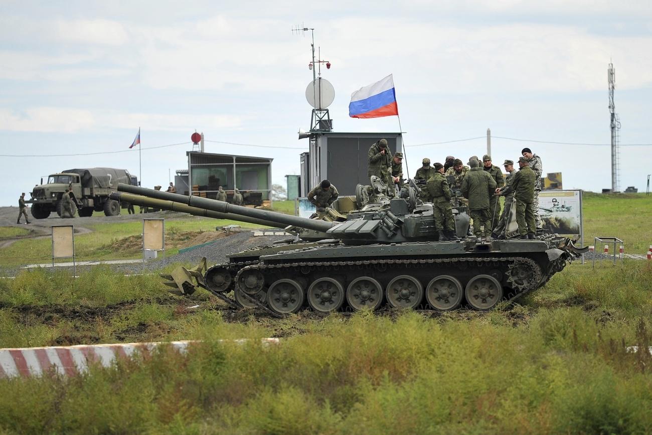 Des conscrits russes suivent une formation militaire près de Rostov, dans le sud de la Russie, le 4 octobre 2022. [Keystone]