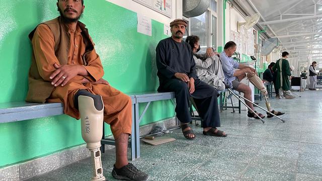 Les patients d'un hôpital de Kaboul. [RTS - Raphaël Grand]