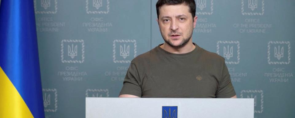 Volodymyr Zelensky s'adresse à son pays tôt dans la nuit de mercredi à jeudi. [Reuters - Ukrainian Presidential Press Service]