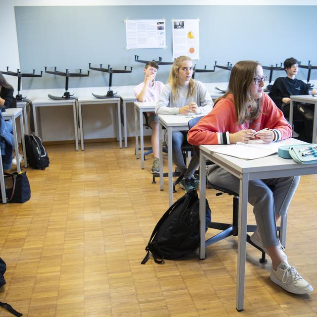 Des étudiants du gymnase du Gymnase de Chamblandes (VD). [Keystone - Laurent Gillieron]