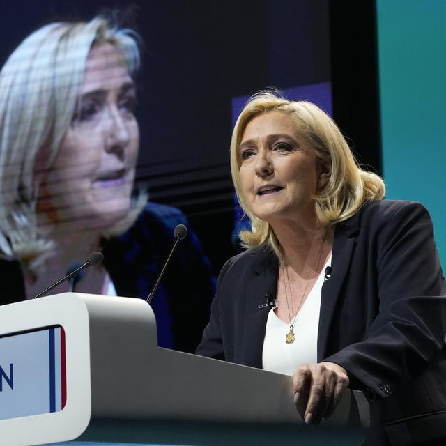 Marine Le Pen lors de son meeting de campagne à Reims le 5 février 2022. [Keystone - AP Photo/Michel Euler]