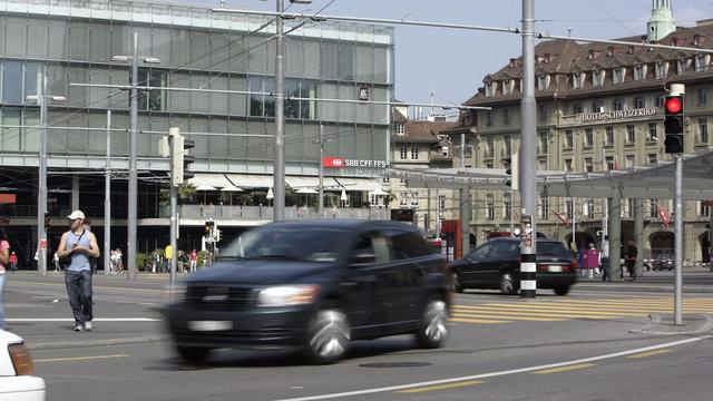 Du trafic en ville de Berne. [Keystone - Peter Klaunzer]