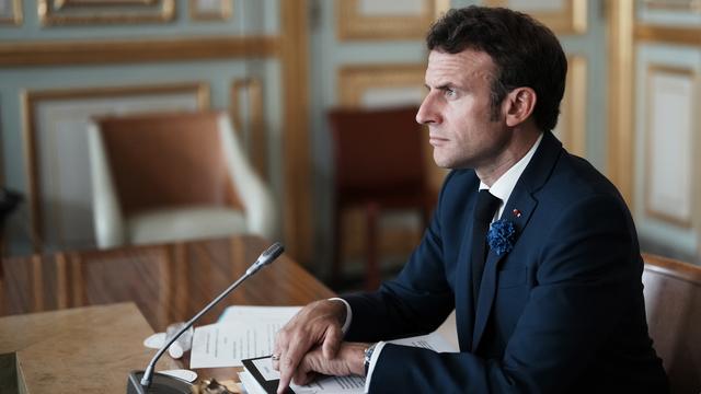 Emmanuel Macron, photographié à l'Elysée le 8 mai 2022. [Keystone - Thibault Camus]