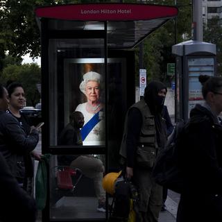 La reine Elizabeth II entame dimanche son dernier voyage vers Londres, avant ses funérailles le 19 septembre. [KEYSTONE - NATHAN DENETTE]