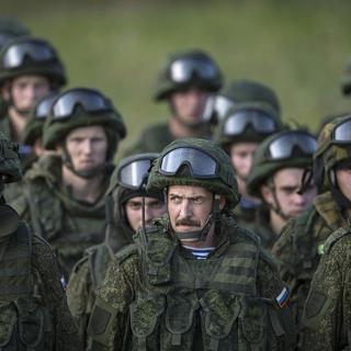 Des soldats russes lors d'un exercice en Serbie en 2014. [Reuters - Marko Djurica]