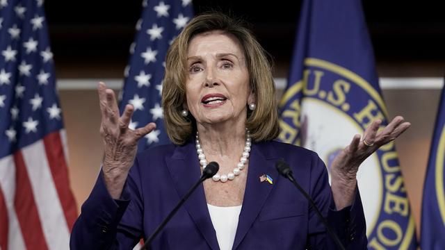 La présidente de la Chambre des représentants Nancy Pelosi s'exprime lors d'une conférence de presse, le vendredi 29 juillet 2022, au Capitole à Washington. [KEYSTONE - J. Scott Applewhite / AP Photo]