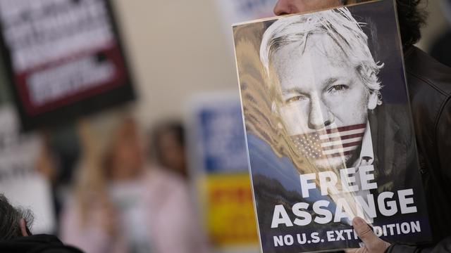 Julian Assange est poursuivi aux Etats-Unis pour une fuite massive de documents confidentiels. [Keystone - Alastair Grant]