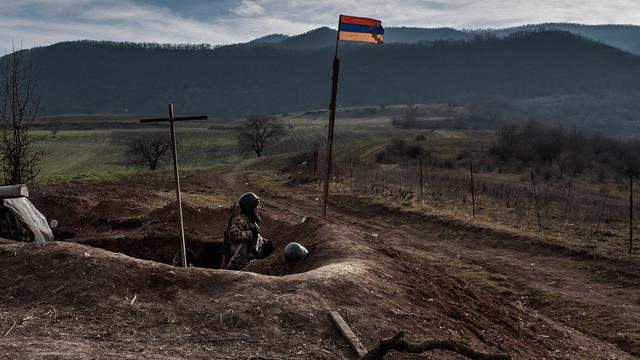 L'Arménie et l'Azerbaïdjan ont relancé un processus de paix. [EPA - CHRISTOPHE PETIT TESSON]