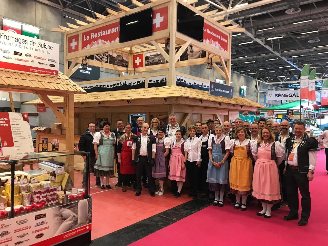 Terroir Fribourg et son équipe représentent Les Fromages de Suisse au Salon international de l'Agriculture à Paris, du 26 février au 6 mars 2022. [Terroir Fribourg]