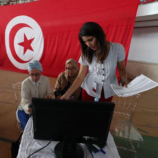 Le référendum de la constitution tunisienne serait approuvé par 90% de l’électorat. [Keystone - EPA/Mohamed Messara]