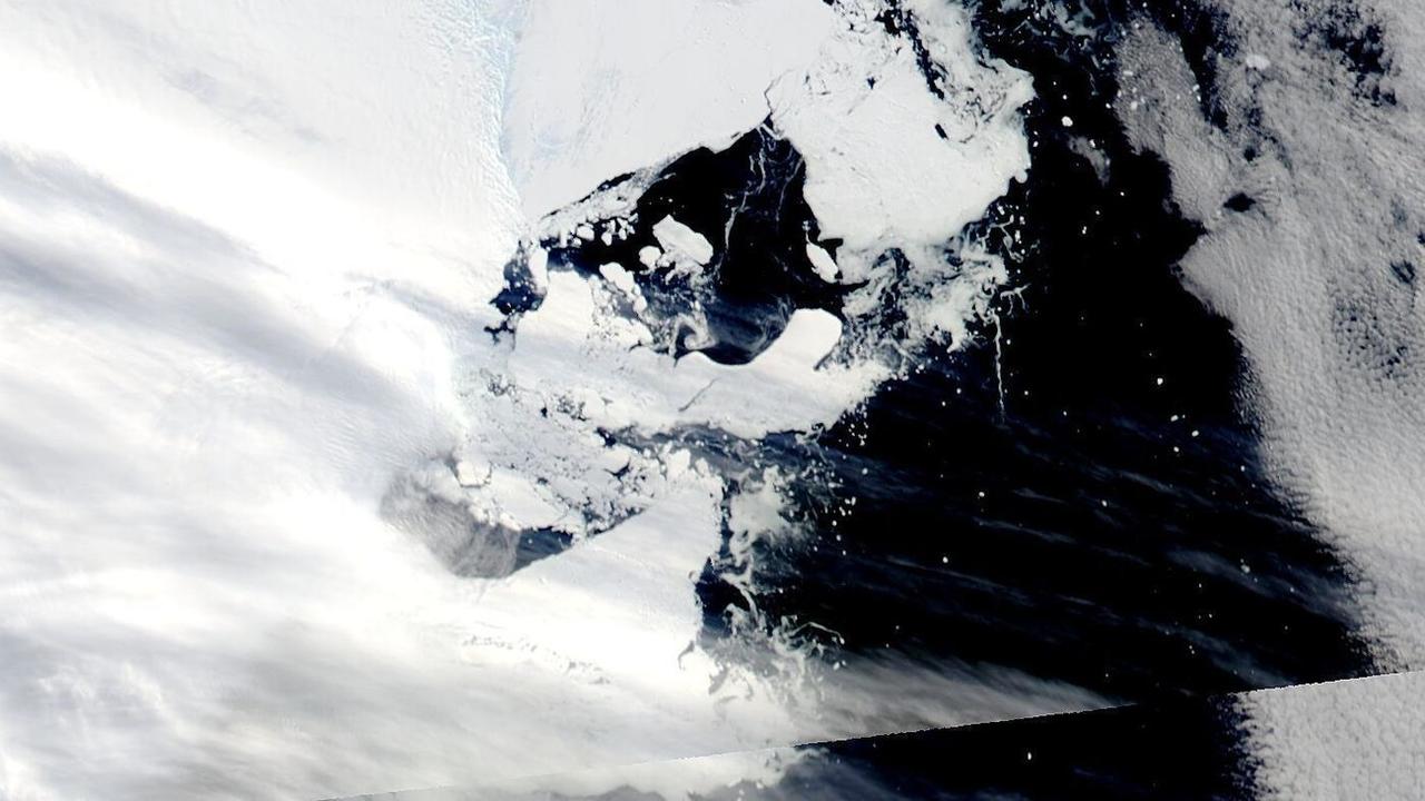 Une image satellite de l'iceberg C38 qui s'est détaché de l'Atlantique. [Keystone - NASA/AP]