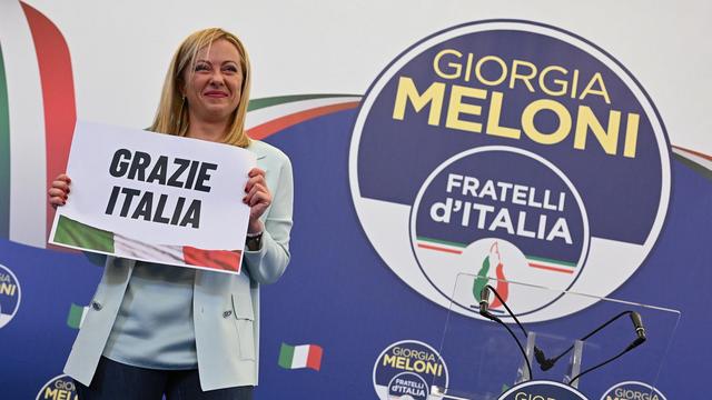 Giorgia Meloni au quartier général de Fratelli d'Italia. [Keystone - EPA/Ettore Ferrari]