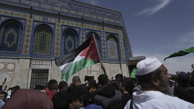 Nouveaux heurts sur l'Esplanade des Mosquées à Jérusalem. [KEYSTONE - MAHMOUD ILLEAN]