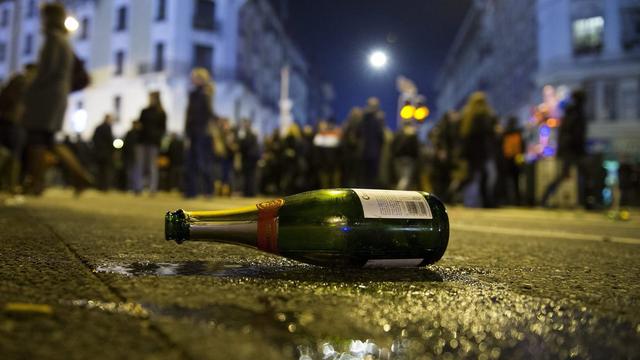 Des coups de feu ont été tirés devant un bar de la rue de l'Ecole de Médecine à Genève.