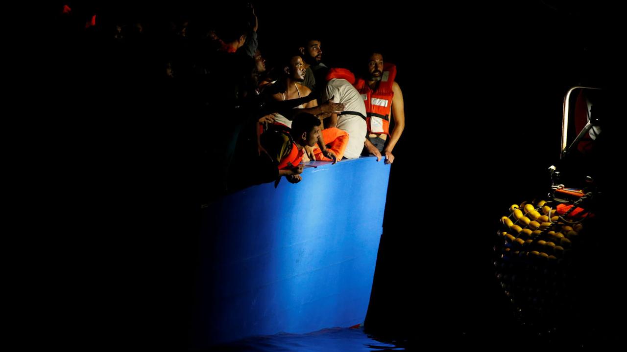 Migrants sauvés en Méditerranée par le navire Ocean Viking, 01.08.2021. [Reuters - Darrin Zammit Lupi]