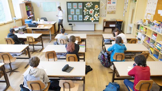 Une réforme des cours d'éducation sexuelle à Genève fait débat [Keystone - Laurent Gillieron]