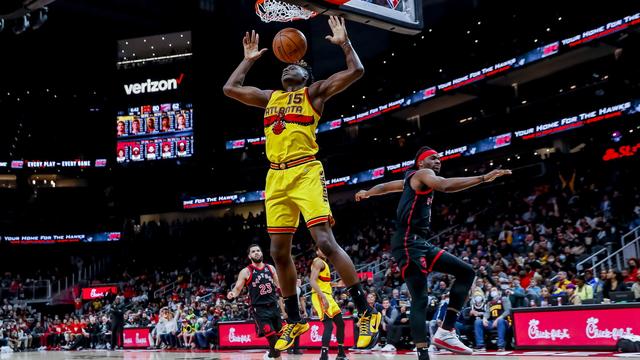 Clint Capela et les Hawks ont renoué avec la victoire. [Erik S. Lesser]