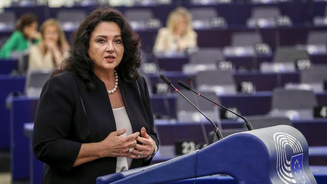 La commissaire européenne à l'Egalité Helena Dalli à Strasbourg, 04.07.2022. [EPA/Keystone - Julien Warnand]