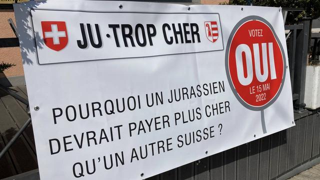 Les initiants veulent des plaques moins chères dans le Jura. [RTS - Gaël Klein]