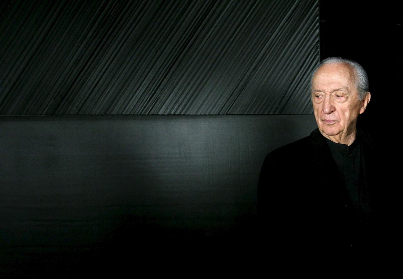 Le peintre Pierre Soulages s'est éteint à 102 ans. [EPA/Keystone - Kai Foersterling]