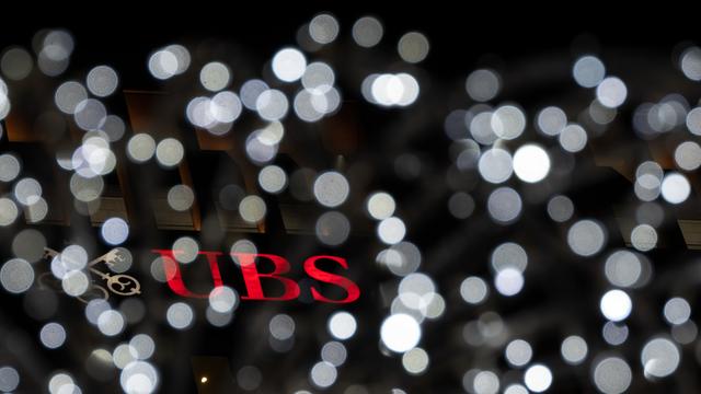 Un logo de la banque UBS. [Keystone/DPA - Sebastian Gollnow]