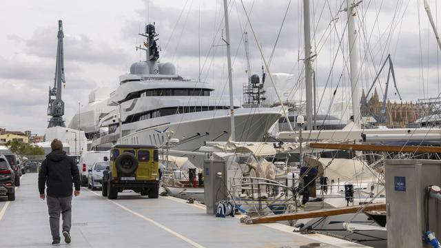 Le yacht Tango dans le port de Palma de Majorque, en Espagne, le 4 avril 2022. [Keystone - EPA/CATI CLADERA]