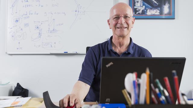 L'astrophysicien et astronaute suisse Claude Nicollier (ici en 2017 à l'EPFL). [Keystone - Cyril Zingaro]