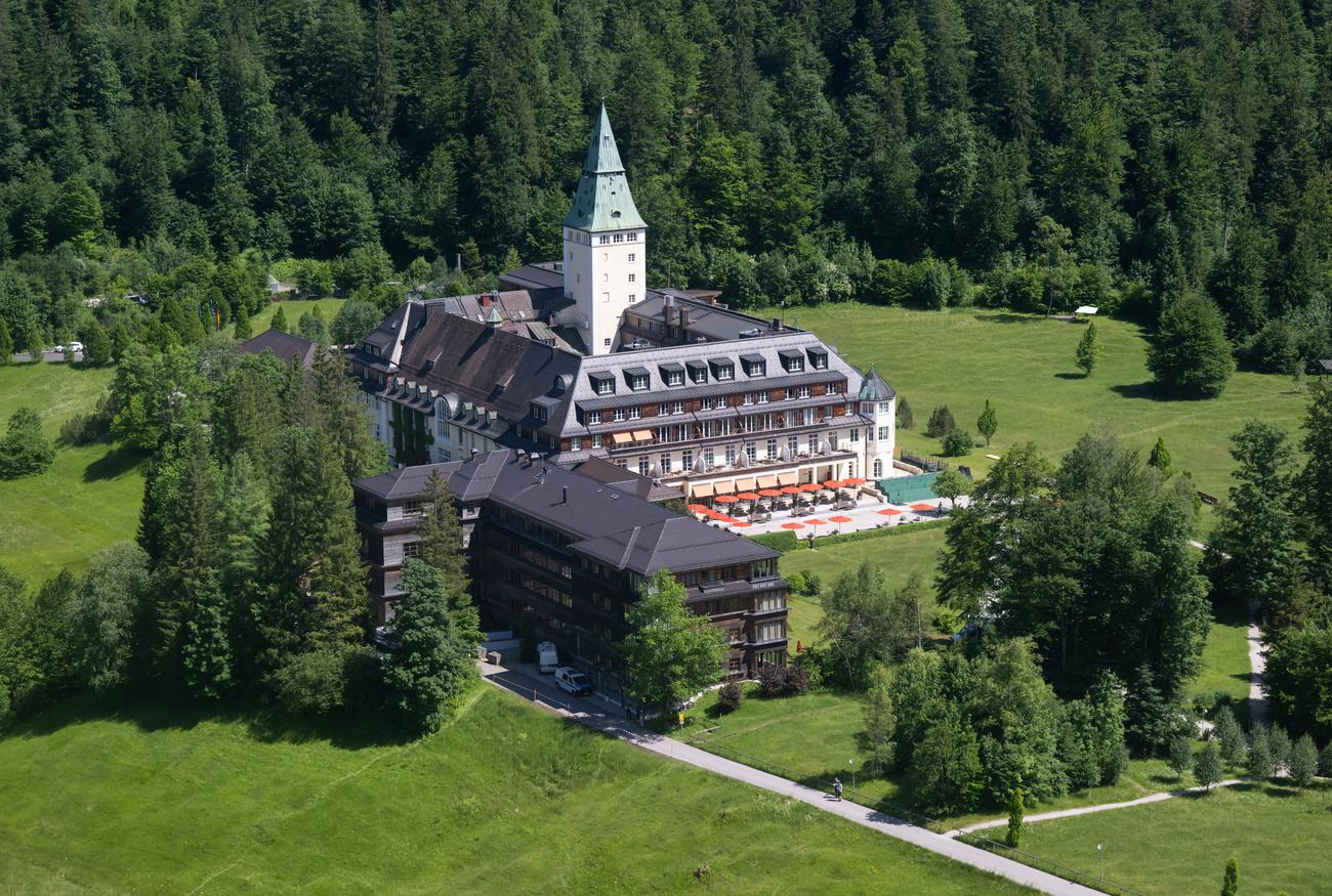 Les dirigeants du G7 sont réunis en Bavière, dans le cadre enchanteur du château d'Elmau. [Keystone - Sven Hoppe]