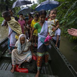 40 morts et des millions de sans-abris à cause de la mousson en Inde et au Bangladesh. [Keystone - Anupam Nath/AP Photo]