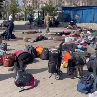 Les bombes russes se sont abattues à Kramatorsk sur des civils qui tentaient de fuir la région par le train. [Keystone - Donetsk Regional State Administration]