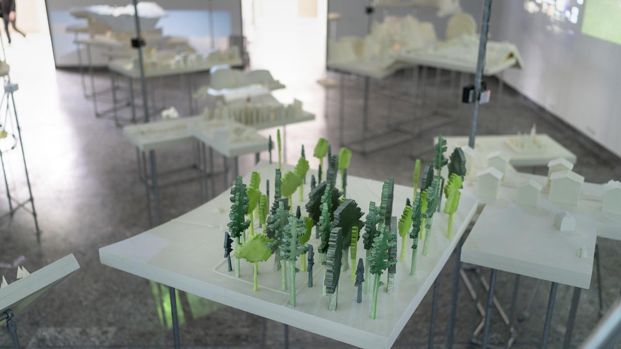 Vue de l'exposition "Orae" présentée dans le Pavillon suisse de la 17e Biennale d'architecture de Venise en 2021. [Keystone - Gaetan Bally]