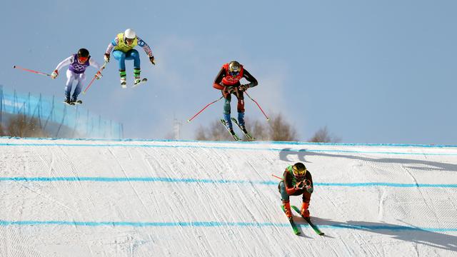 La Suisse avait brillé en skicross lors des JO de Pékin avec l'or de Regez et l'argent de Fiva. [MAXIM SHIPENKOV]