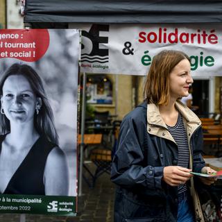 La candidate écologiste et féministe Ella-Mona Chevalley a remporté le premier tour de l'élection complémentaire à la Municipalité d'Yverdon-les-Bains. [Keystone - Jean-Christophe Bott]