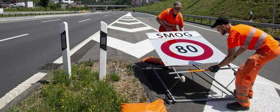 Le Tessin limitera la vitesse sur les autoroutes à 80 km/h à cause des pollutions à l'ozone. [Keystone - Francesca Agosta]