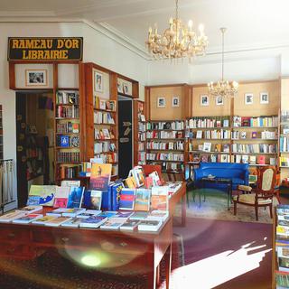 La librairie "Le rameau d'or" à Genève. [https://www.facebook.com/lerameaudorlibrairie/photos/ - Le rameau d'or]