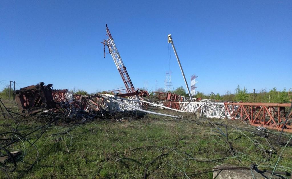 Les antennes radios détruites mardi par des explosions (image fournie par le ministère de l'Intérieur de Transnistrie). [Handout/Transnistrian Interior Ministry/AFP - HANDOUT]