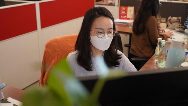 Les jeunes Chinois cherchent une porte de sortie vers l'étranger. [AFP - Yang Youzong]