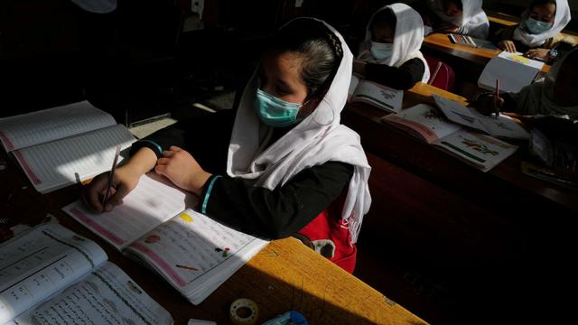 Le ministère afghan de l'Education avait pourtant annoncé la reprise des cours pour les filles dans plusieurs provinces. [Reuters]