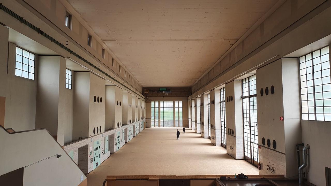 L'usine de Chandoline à Sion dans laquelle prendra place l'opéra "La flûte enchantée" de Mozart. [Ouverture Opéra. - Pierre Gilloz]